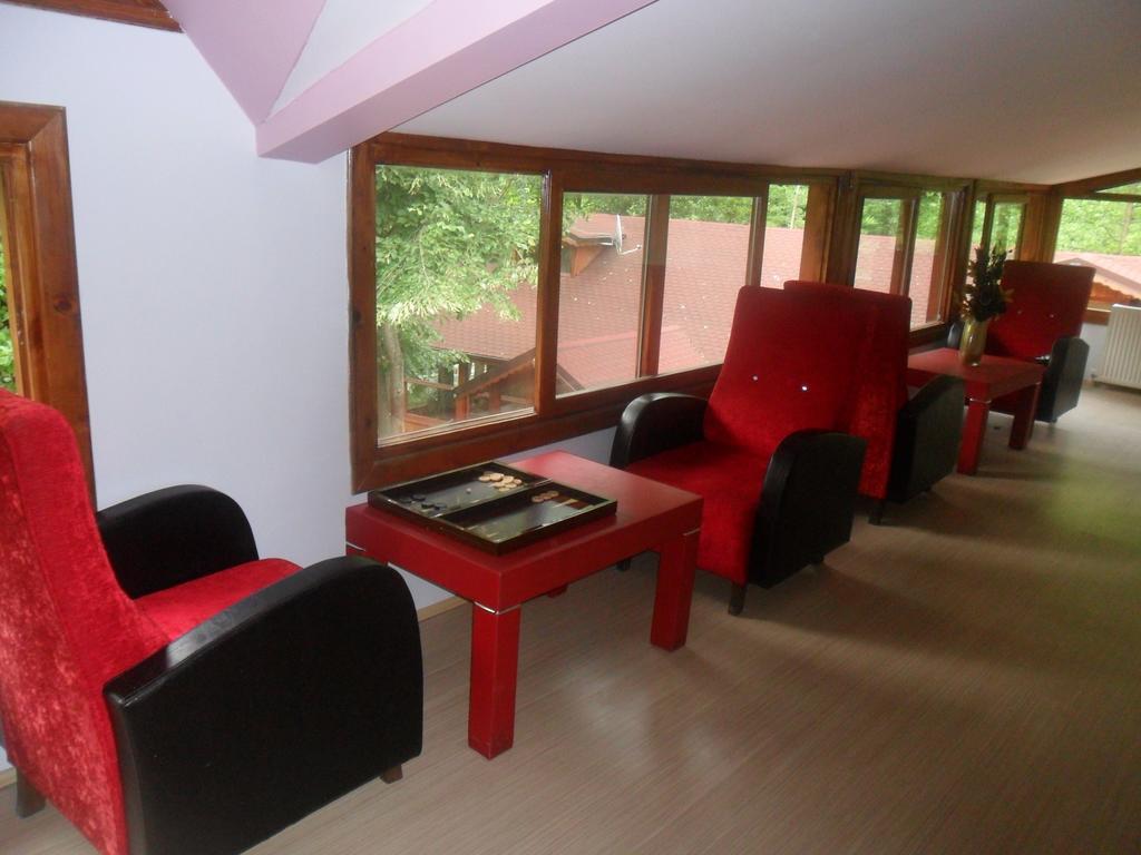 Asina Motel Сапанджа Екстериор снимка