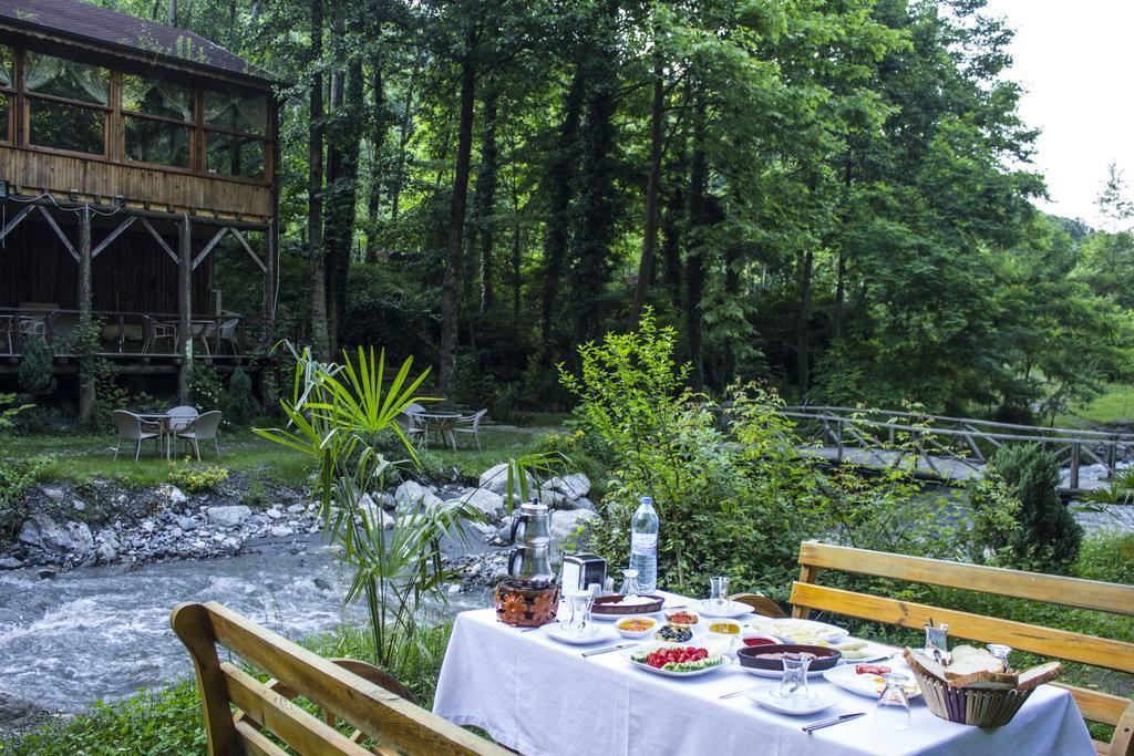 Asina Motel Сапанджа Екстериор снимка