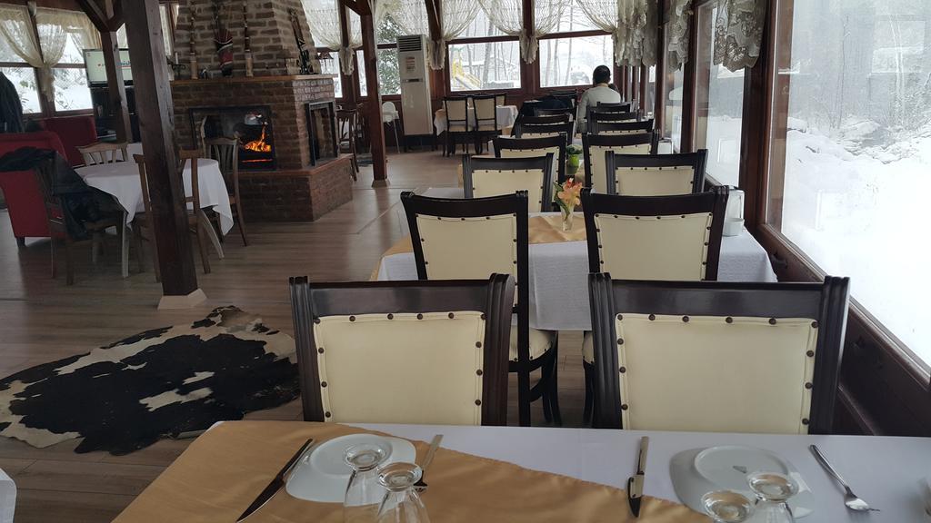 Asina Motel Сапанджа Екстериор снимка